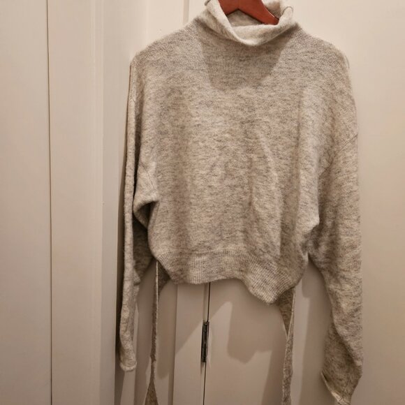 Sweater - Picture 2 of 4